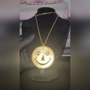Vintage Gold Tone Smiley Face Smile Rhinestone Eyes Necklace Brooch Pin